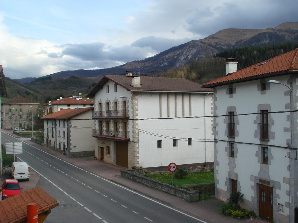 Hostal Betelu Bagian luar foto
